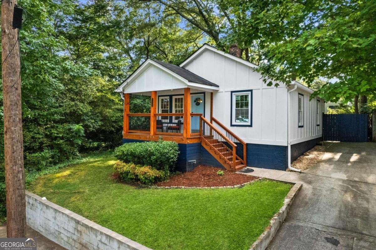 953 Garibaldi Street Atlanta - 2