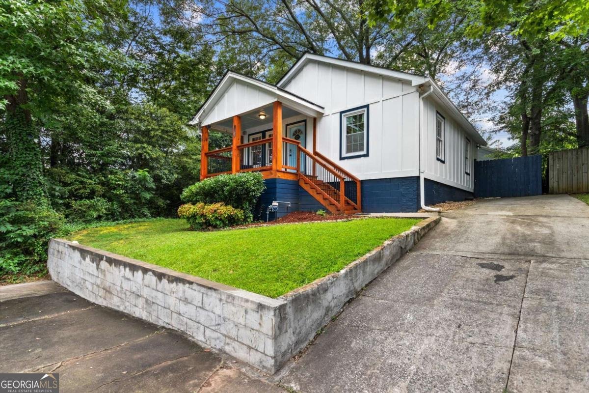 953 Garibaldi Street Atlanta - 3