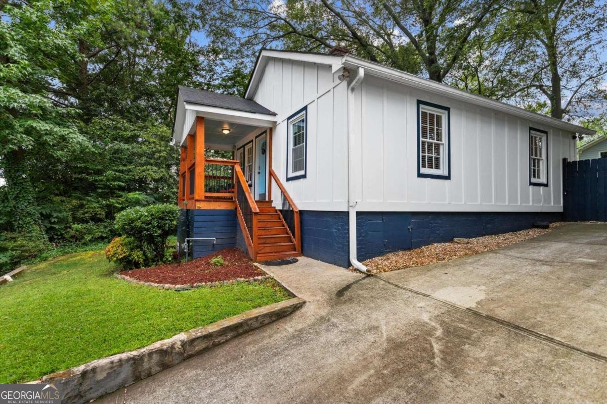 953 Garibaldi Street Atlanta - 4