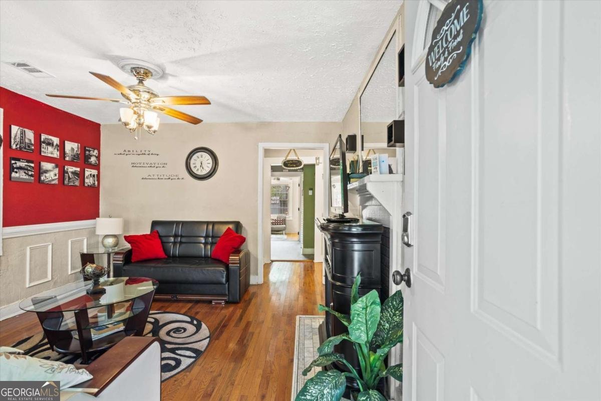 953 Garibaldi Street Atlanta - 6