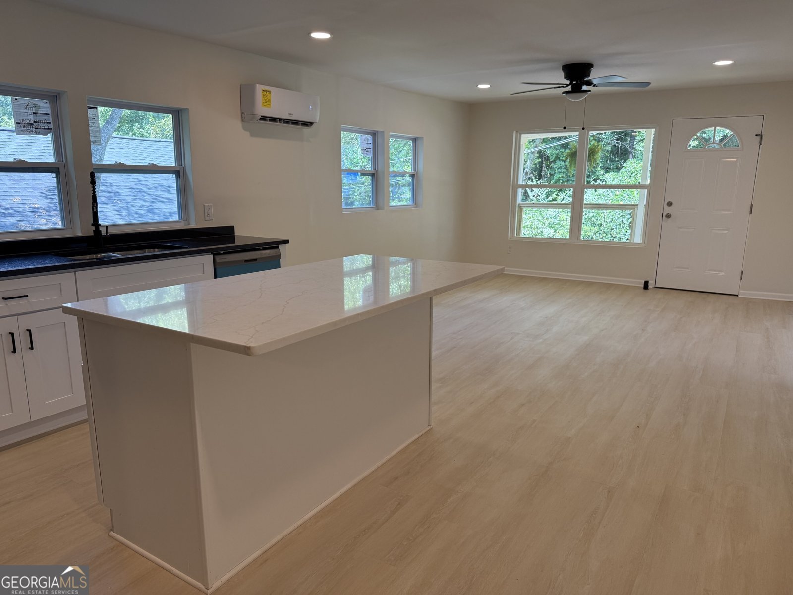 116 Green Street Warm Springs - 10