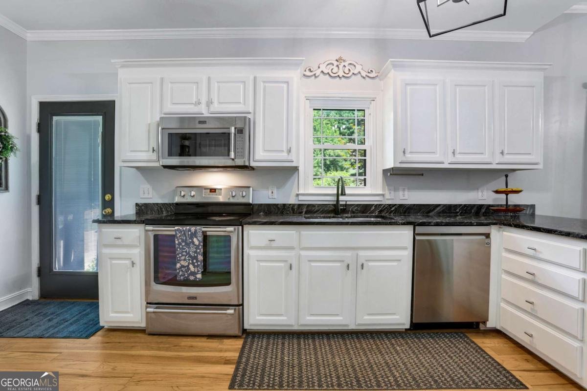 5166 Artesian Spring Drive Flowery Branch - 20