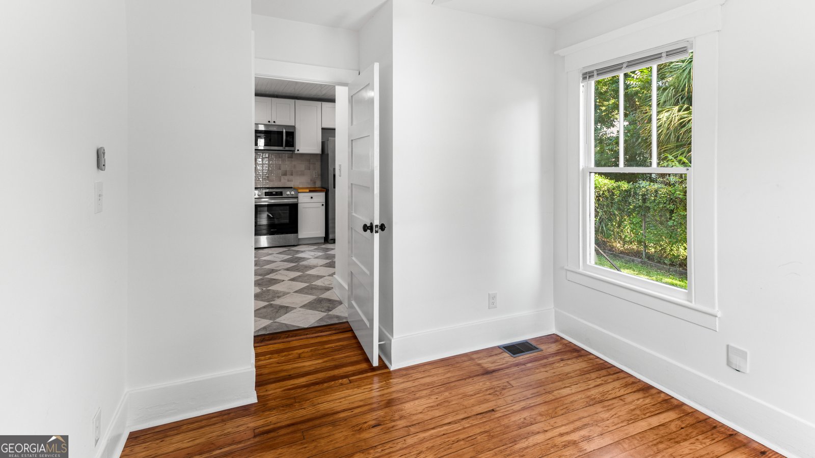 1118 40th Street Savannah - 25