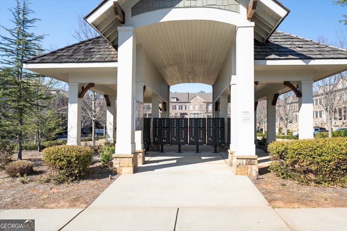 4916 Kentwood Drive Marietta - 3