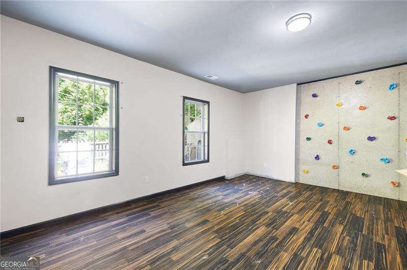518 Wallnut Hall Cove Woodstock - 10