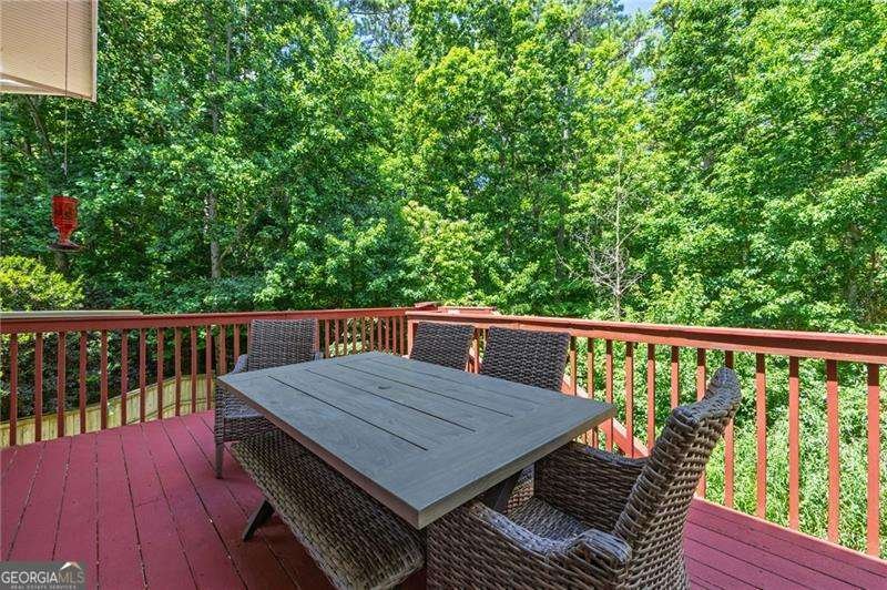 518 Wallnut Hall Cove Woodstock - 11
