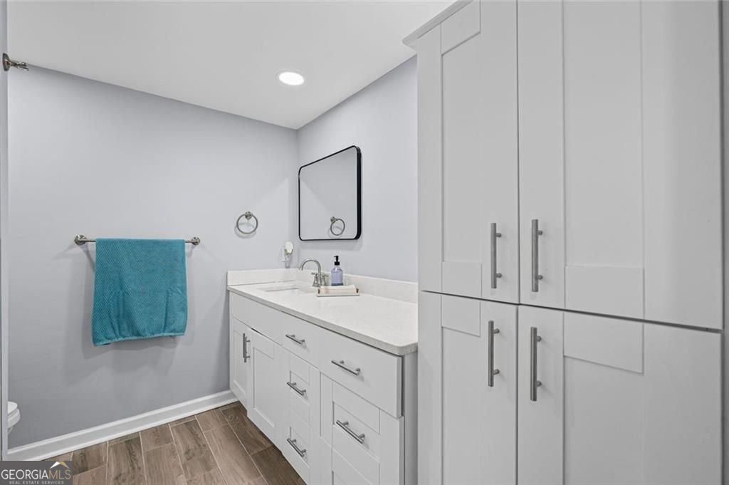 6851 Roswell Road Atlanta - 11