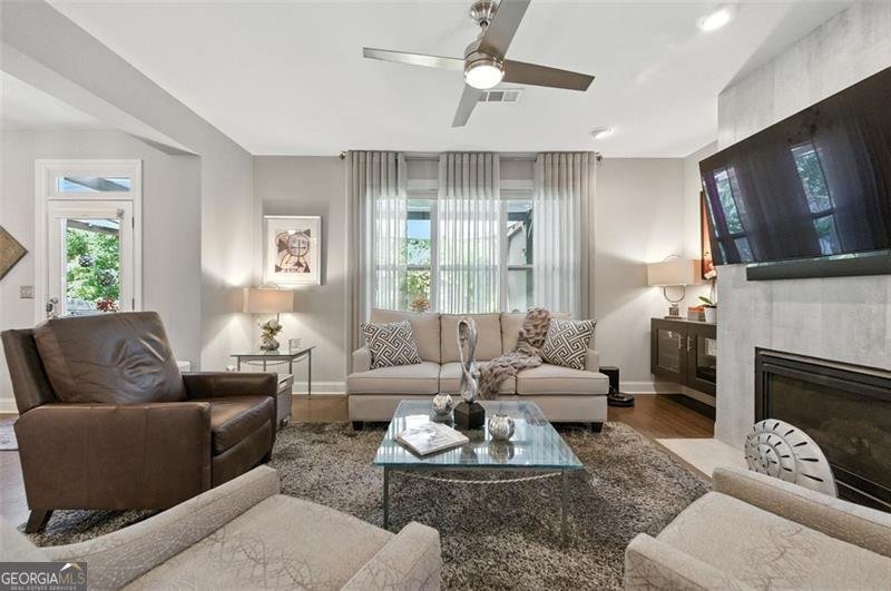1747 Hollingsworth Boulevard Atlanta - 1