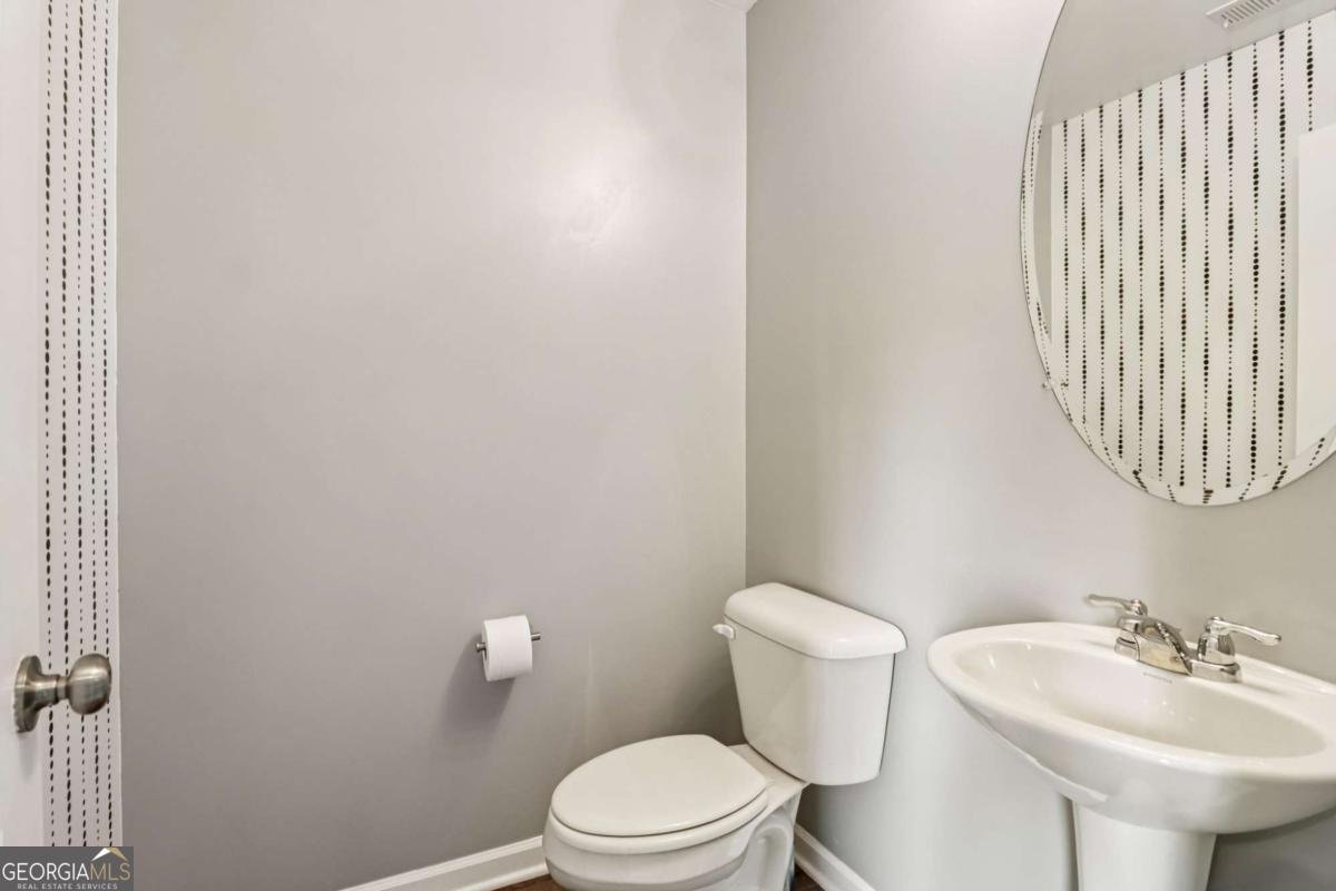 76 Oxford Lane Kingston - 11