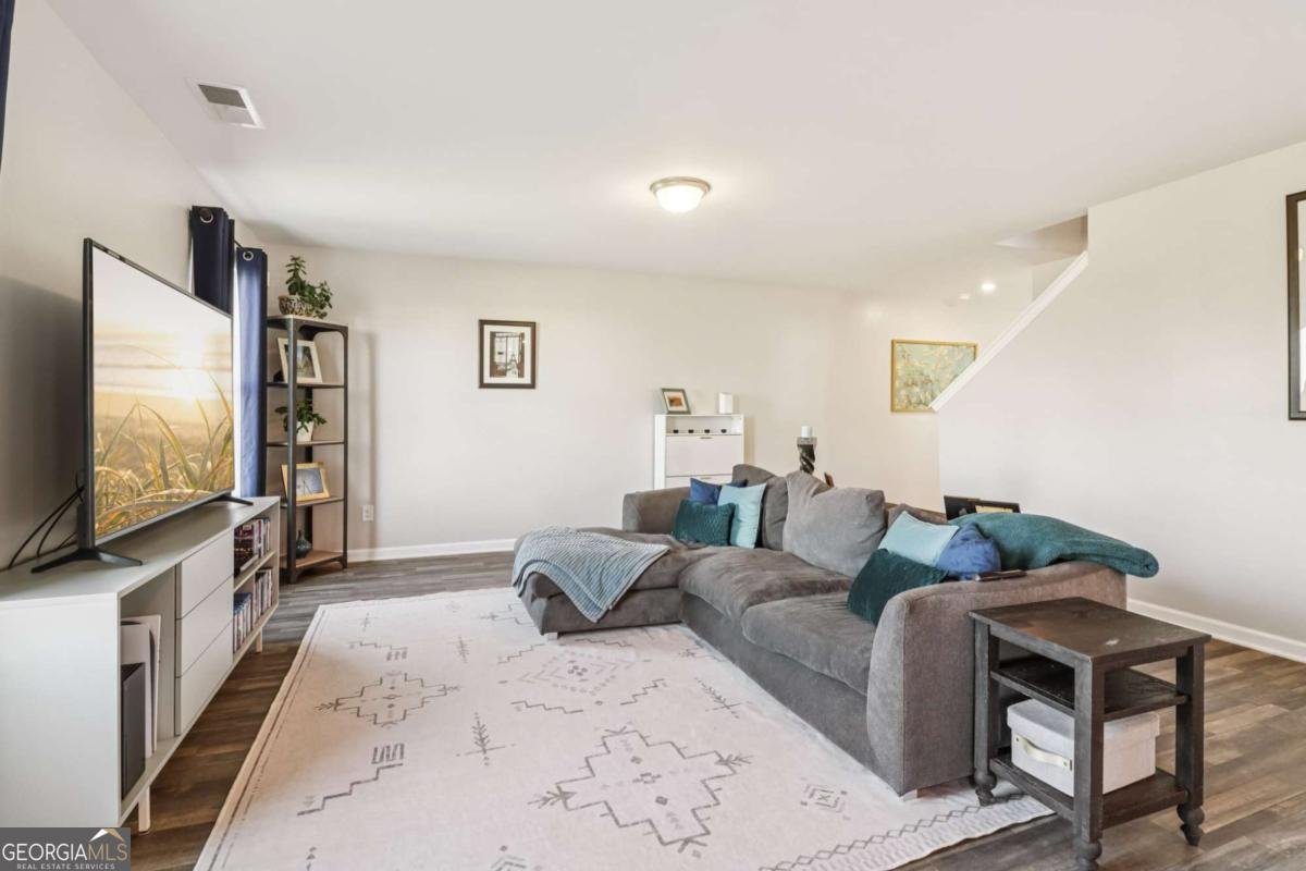 76 Oxford Lane Kingston - 5