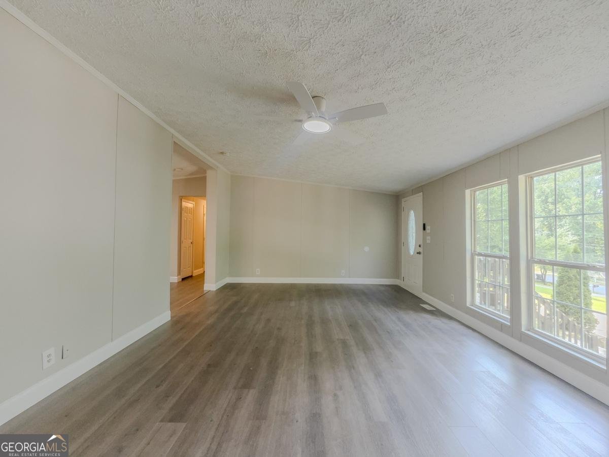 5202 Creek Lane Sugar Hill - 8