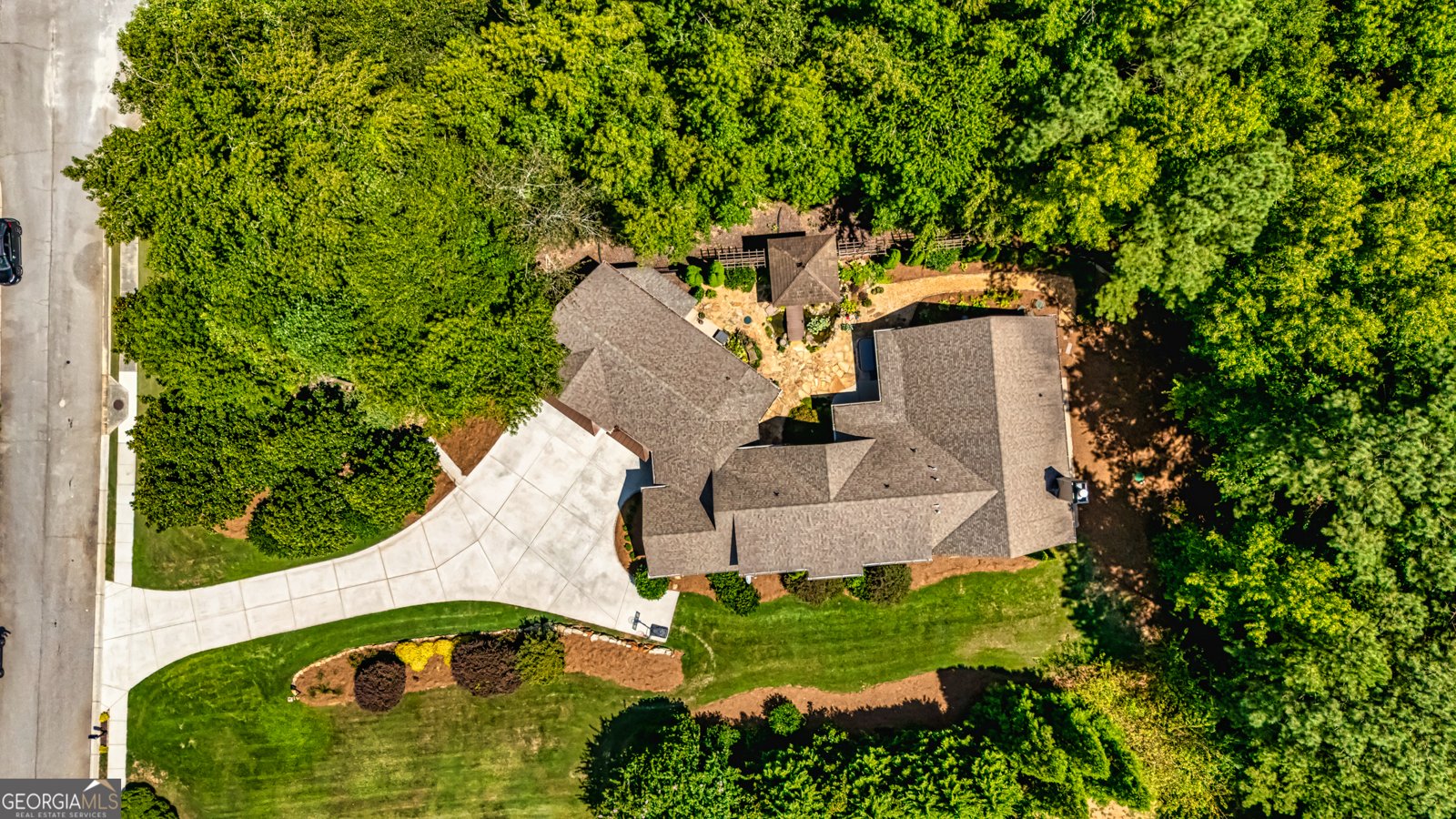 285 Maple Shade Drive Tyrone - 66