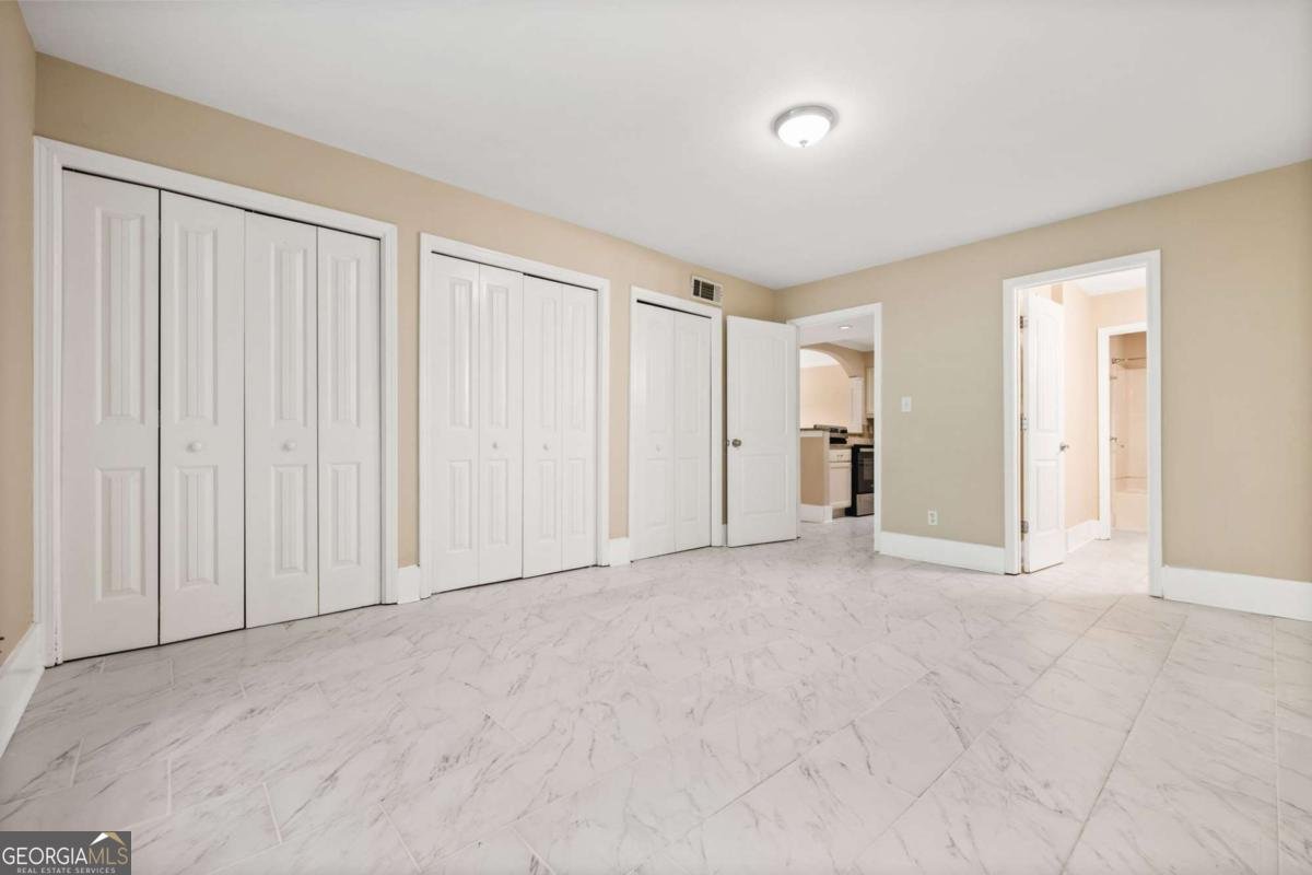 141 Amherst Place Atlanta - 1
