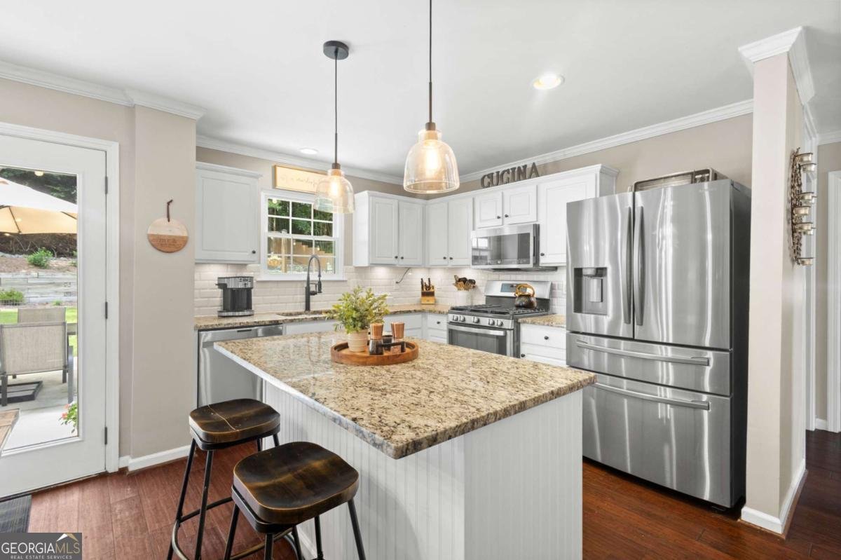 1964 Barnett West Court Buford - 13