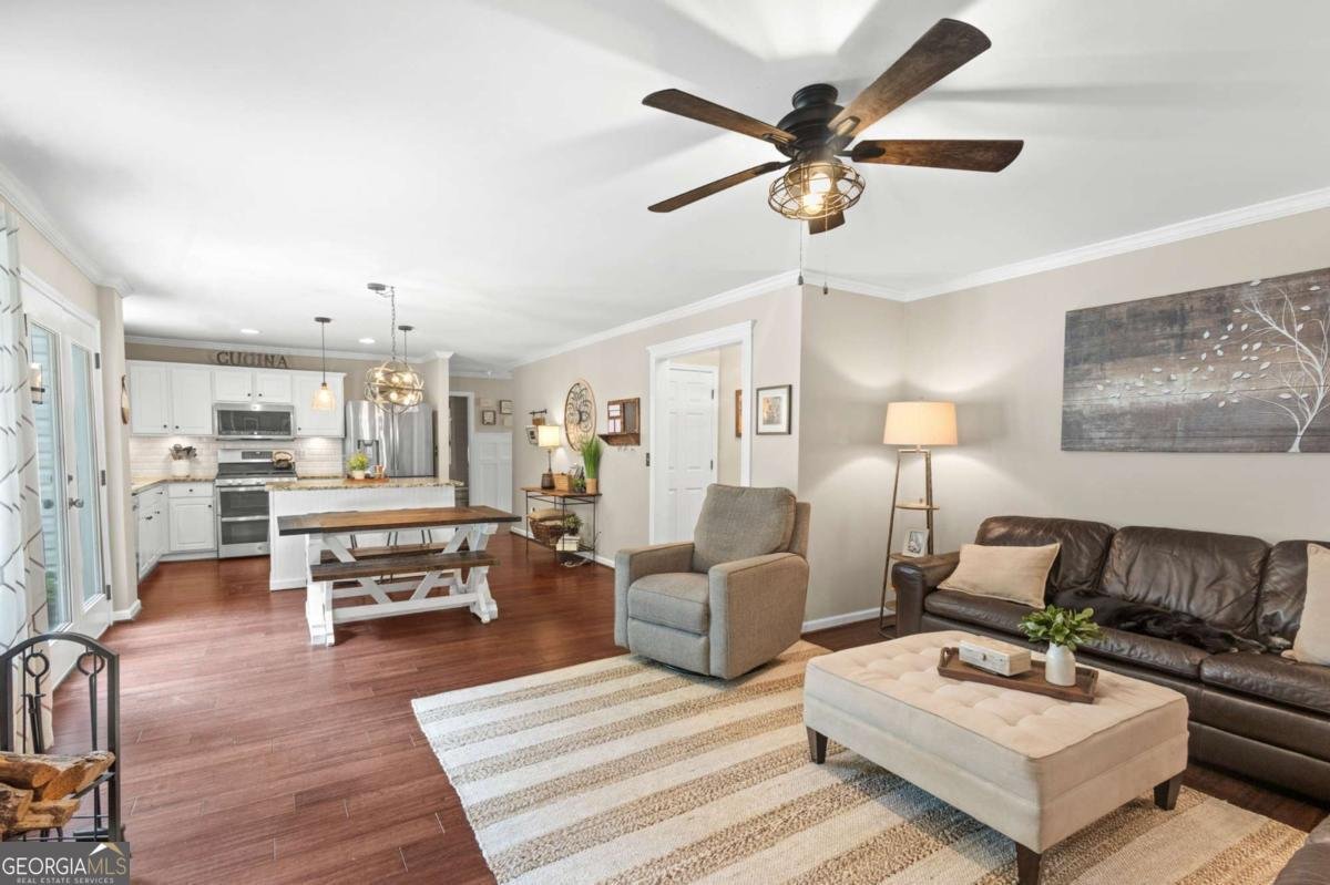 1964 Barnett West Court Buford - 15