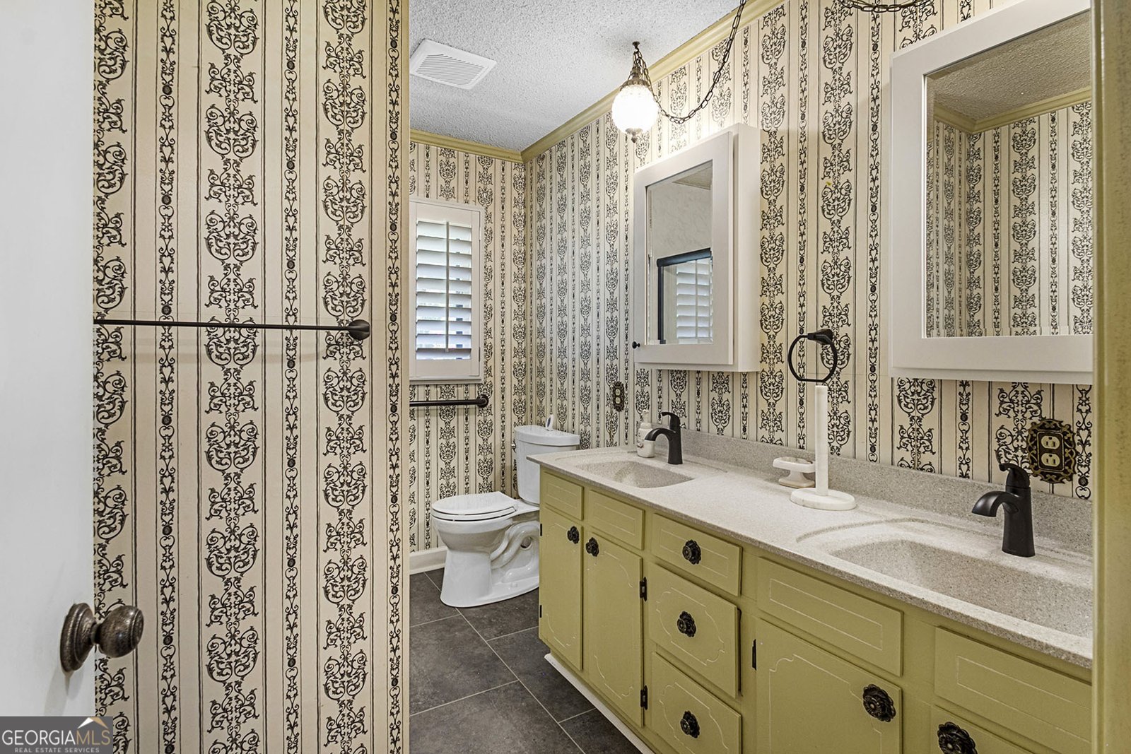 7033 Three Oaks Drive Macon - 17