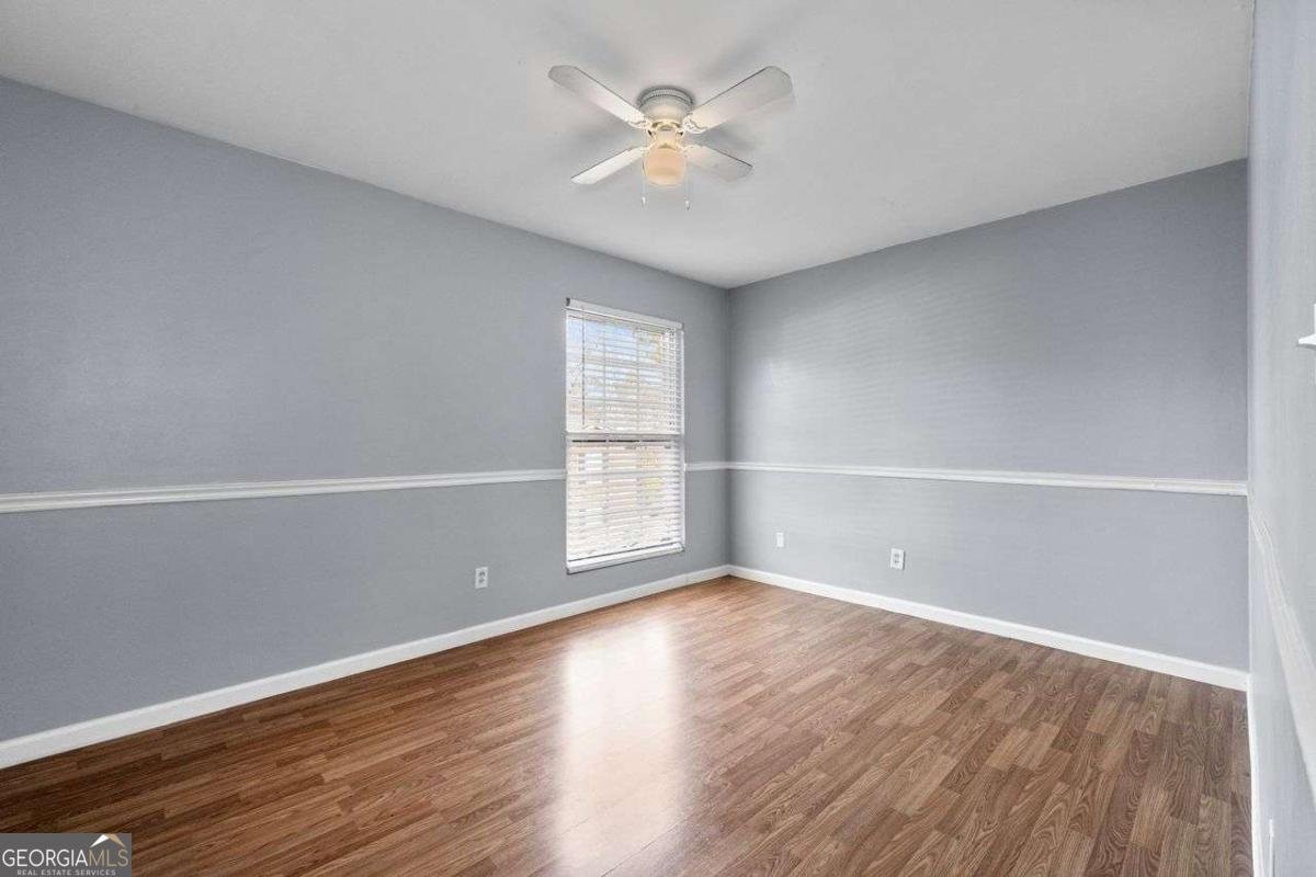 5667 KINGSPORT Drive Atlanta - 19