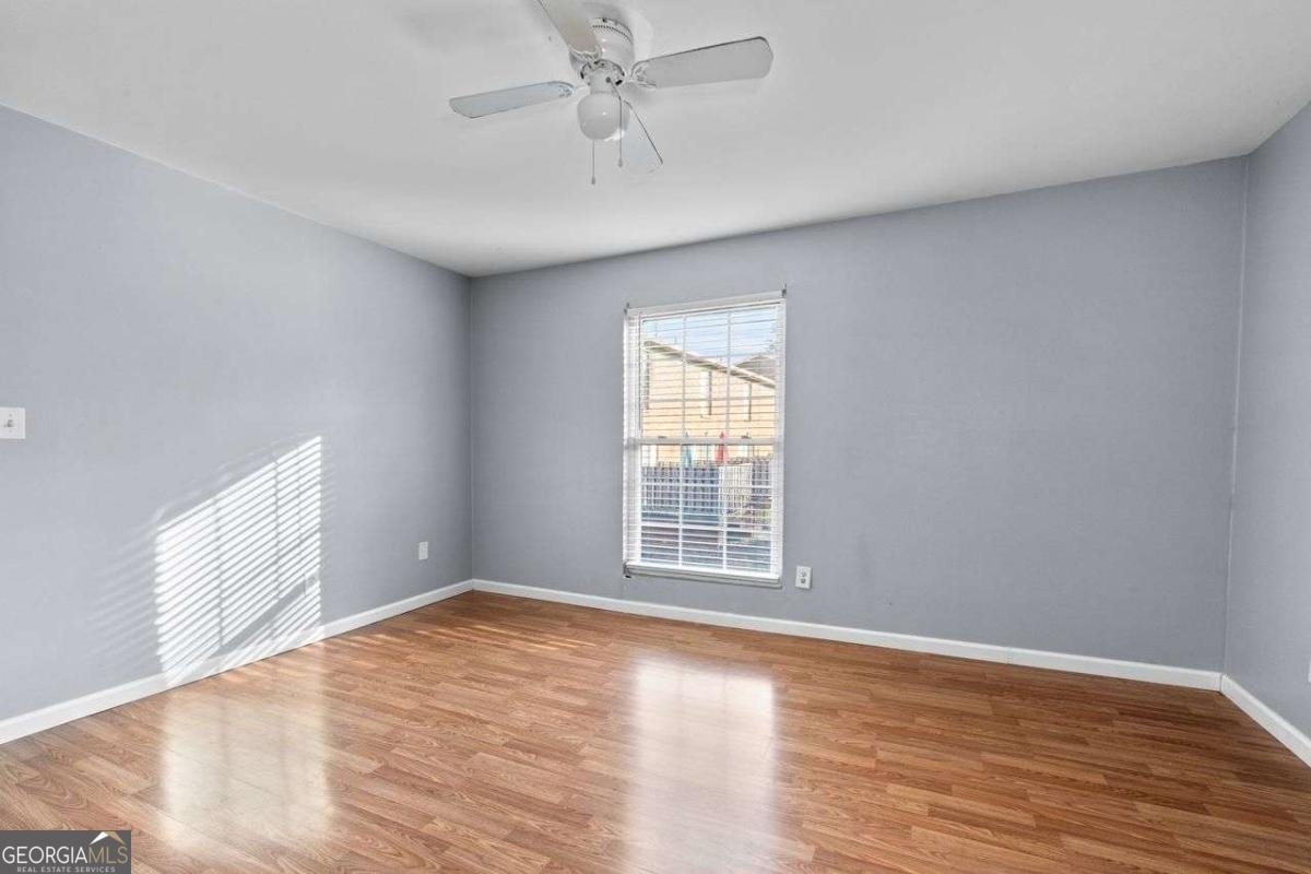 5667 KINGSPORT Drive Atlanta - 23