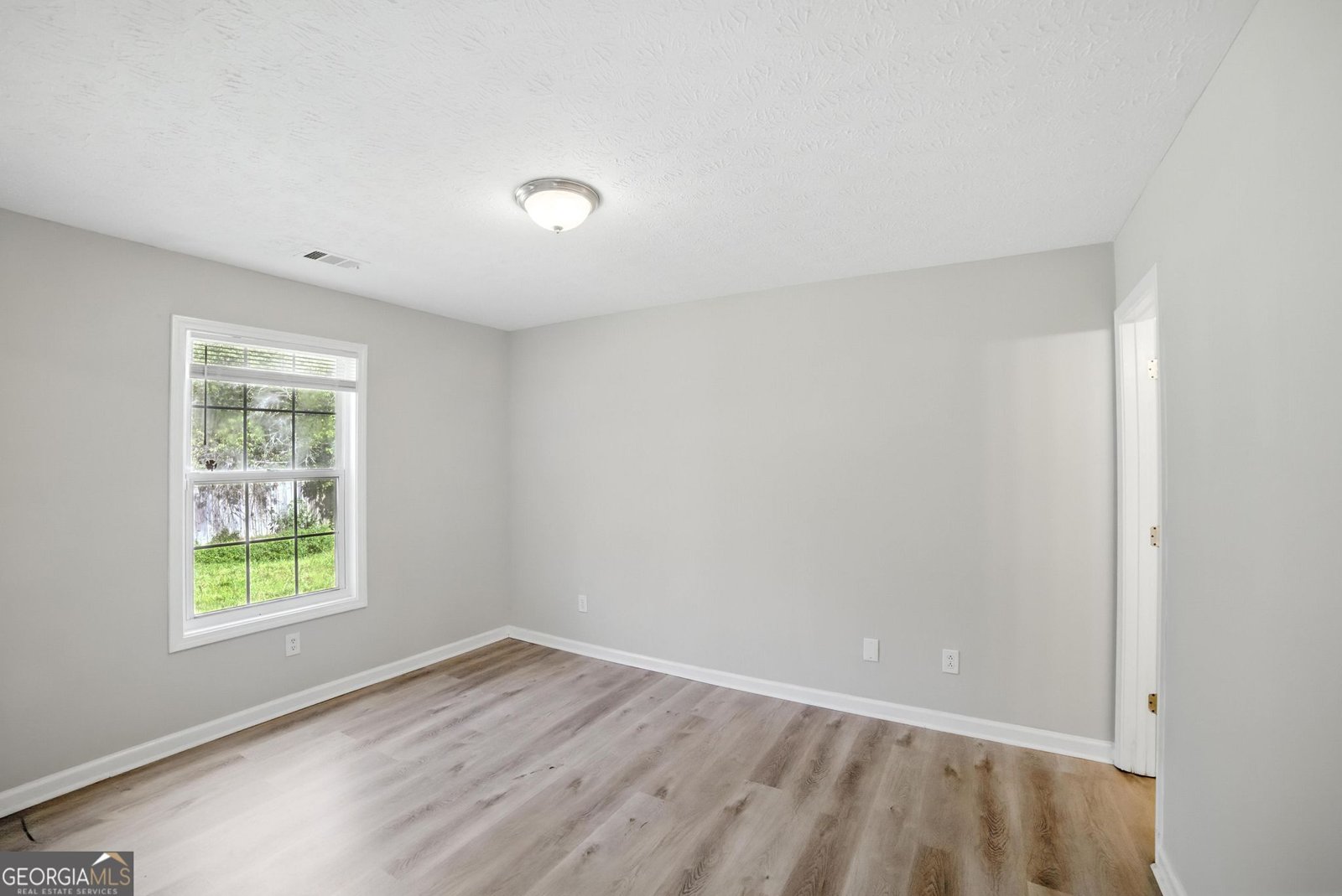 3471 Avensong Village Circle Milton - 11