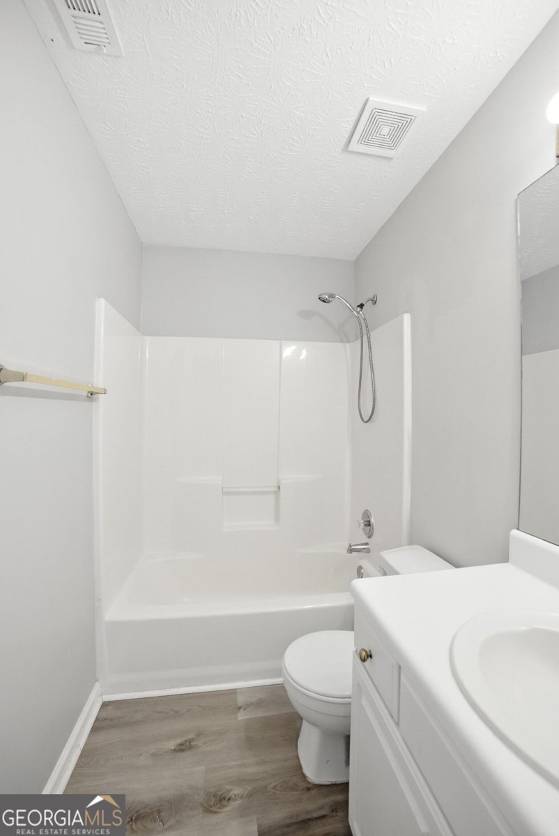 3471 Avensong Village Circle Milton - 17