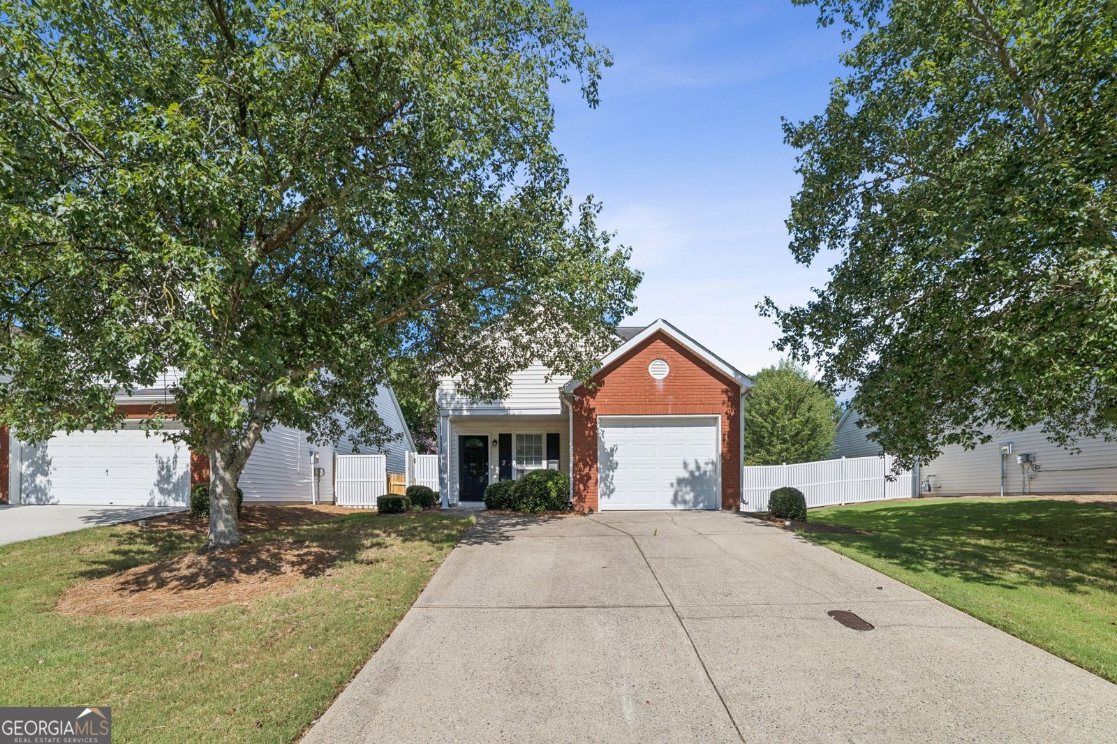 3471 Avensong Village Circle Milton - 23