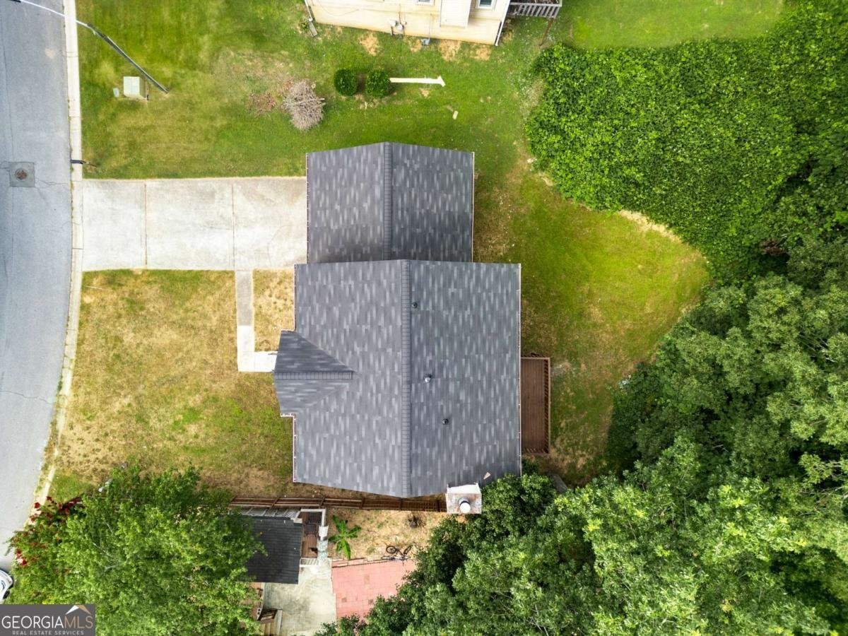 1210 Ling Way Austell - 10
