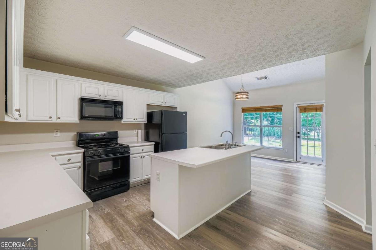 1297 Gates Circle Atlanta - 8