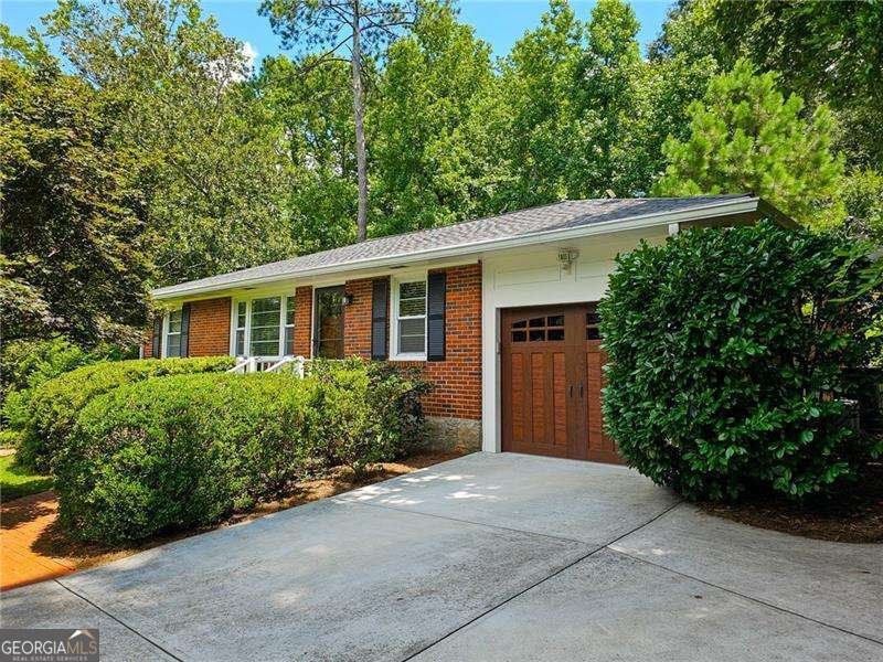 2461 Woodridge Drive Decatur - 2