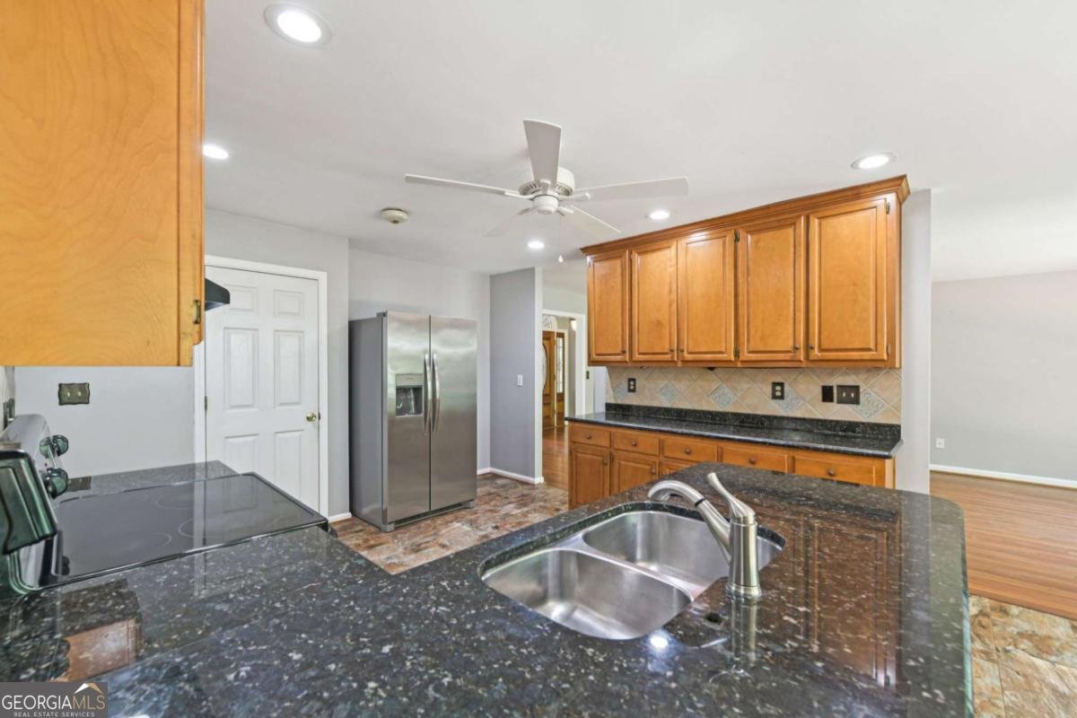 2415 Mitchell Road Lawrenceville - 16
