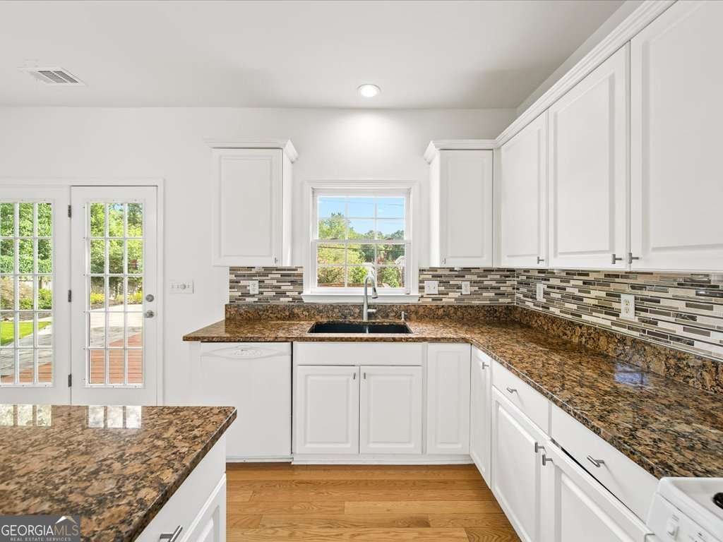520 Parkbrook Trace Milton - 25