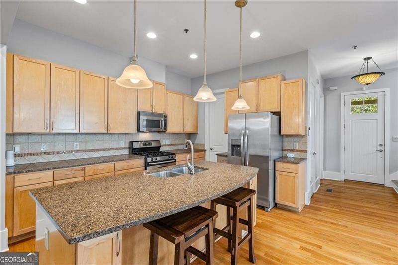 310 Research Drive Athens - 11