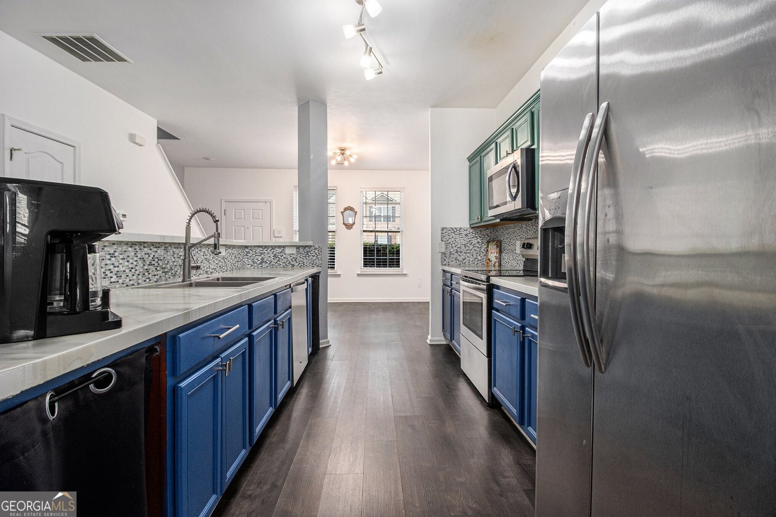 1829 Bayrose Circle East Point - 10