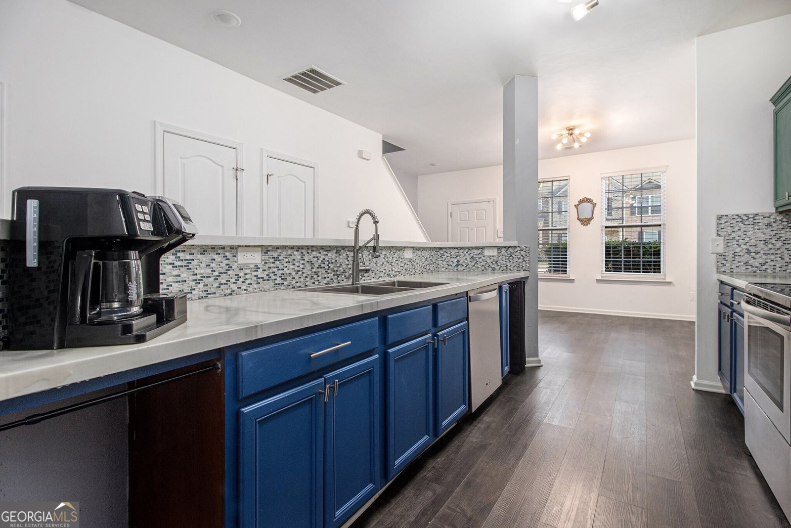 1829 Bayrose Circle East Point - 11