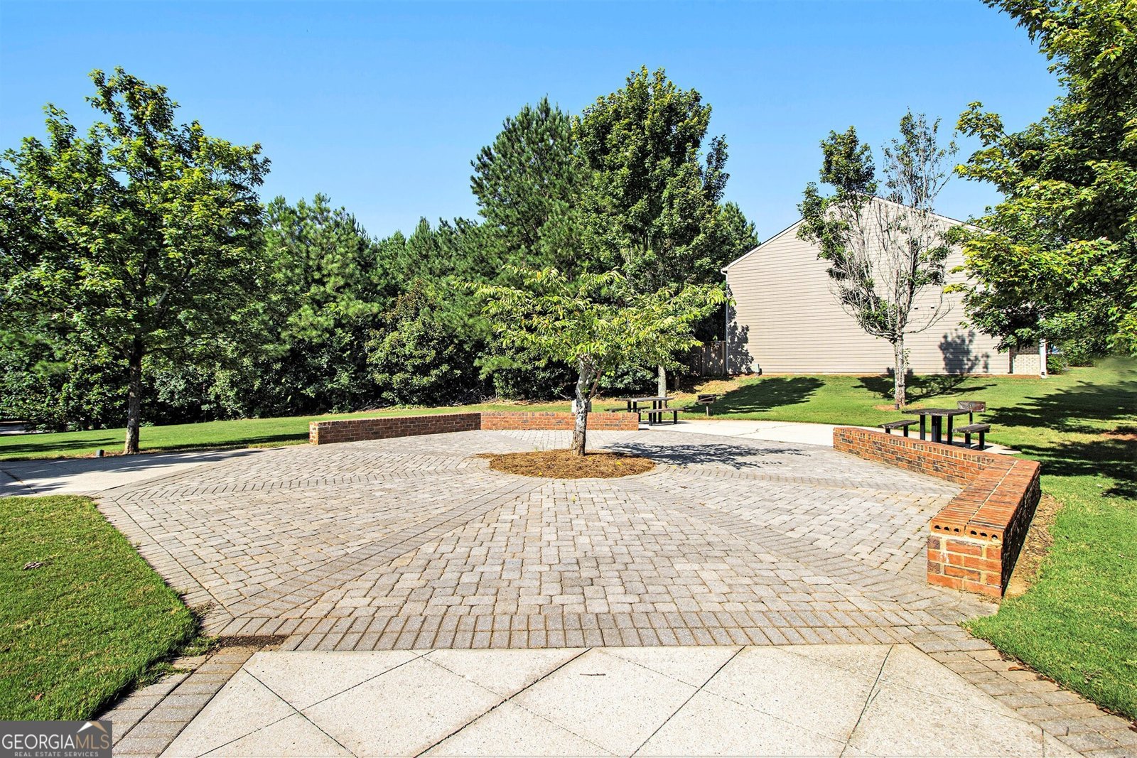 1829 Bayrose Circle East Point - 36