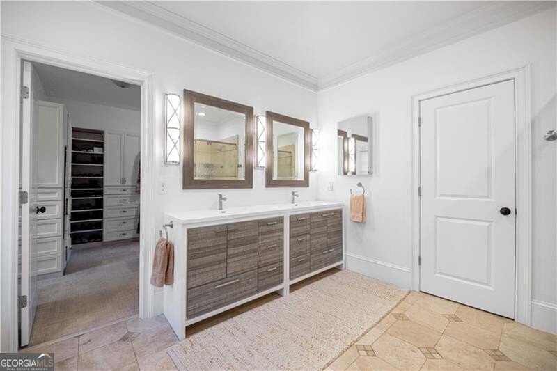 827 Sherwood Road Atlanta - 28
