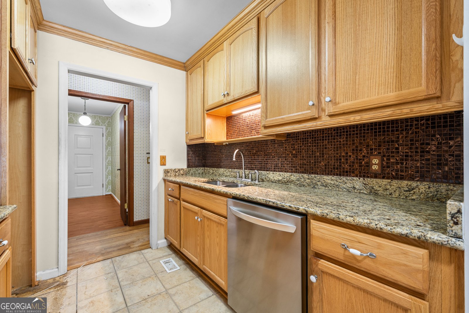 192 Saxon Court Canton - 8