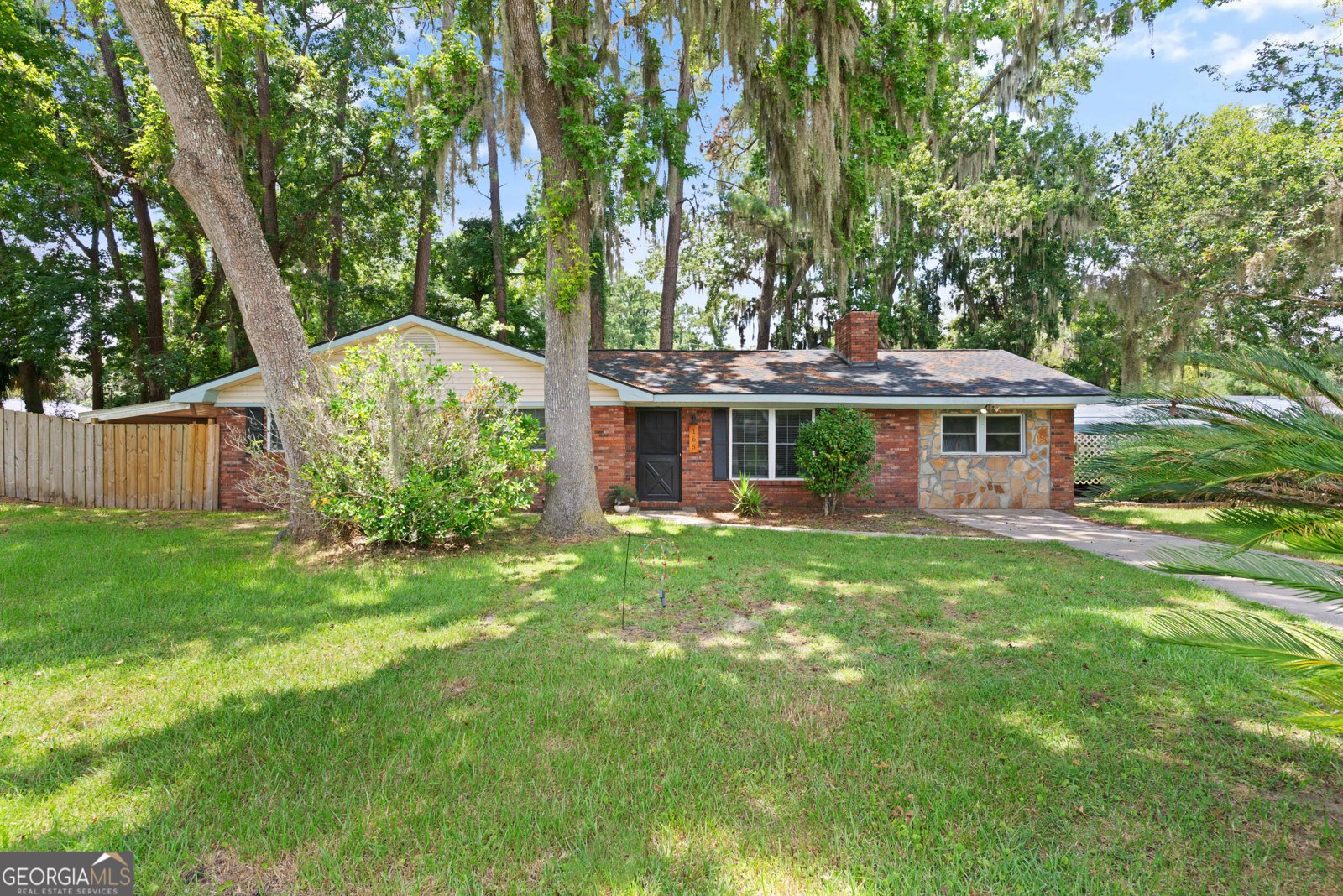 165 Pine Circle Brunswick - 2