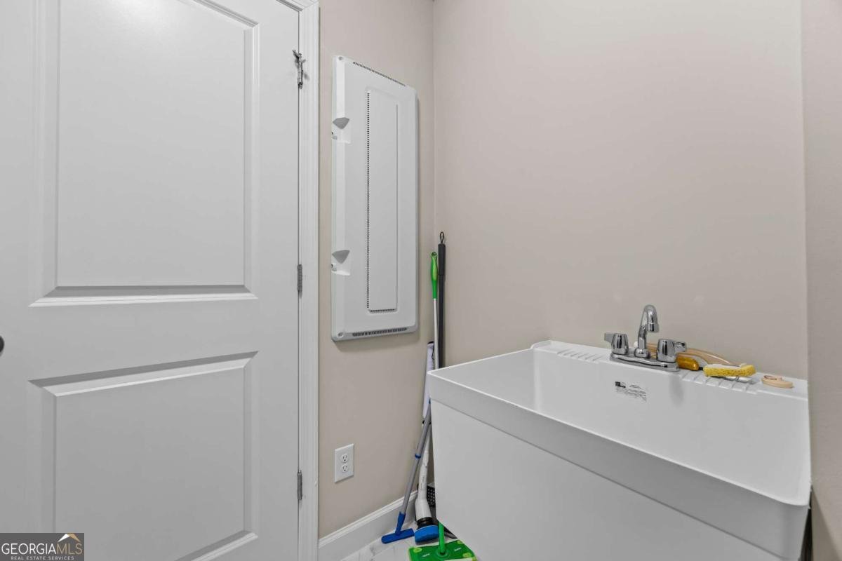 2460 Bridle Bridge Trail Cumming - 34