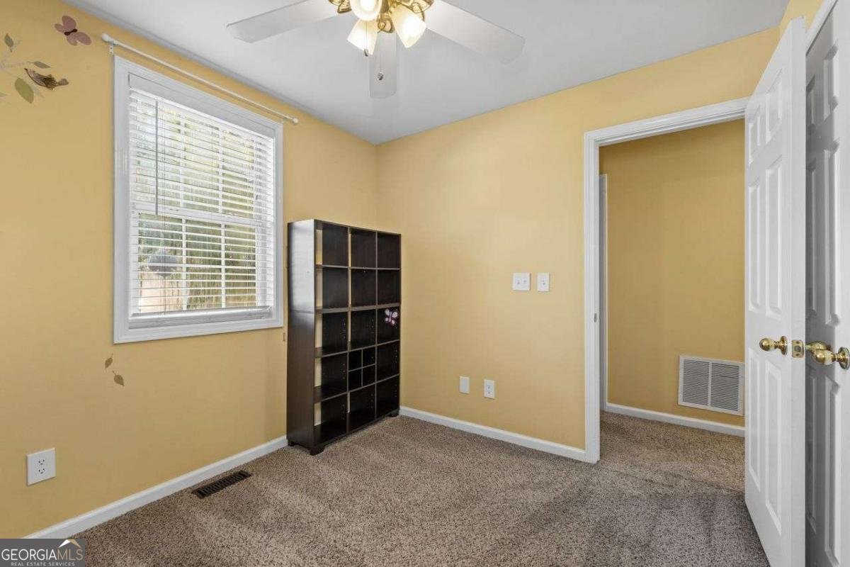 200 Stoneforest Drive Woodstock - 25
