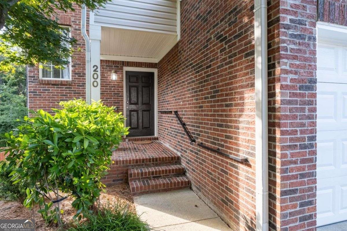 200 Stoneforest Drive Woodstock - 3