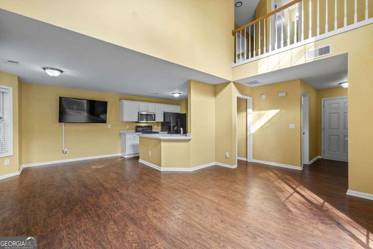 200 Stoneforest Drive Woodstock - 7