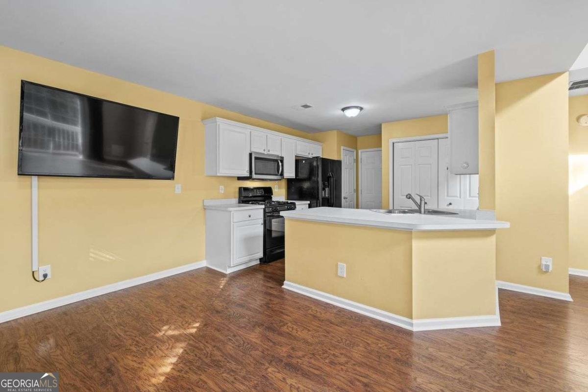 200 Stoneforest Drive Woodstock - 8