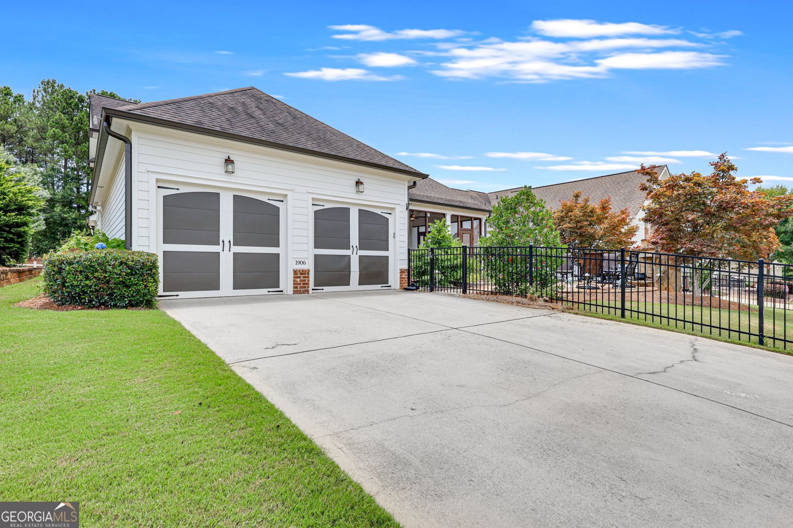 1906 Bent Pine Lane Statham - 32