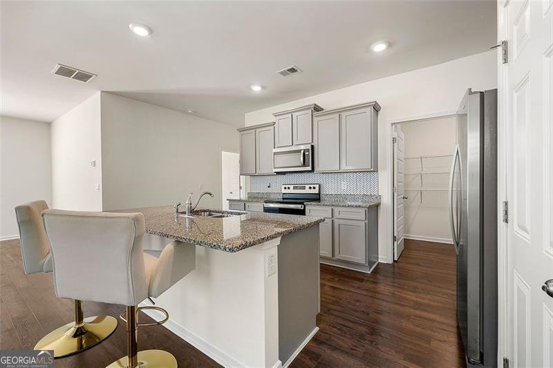 12188 Conrad Hampton - 19