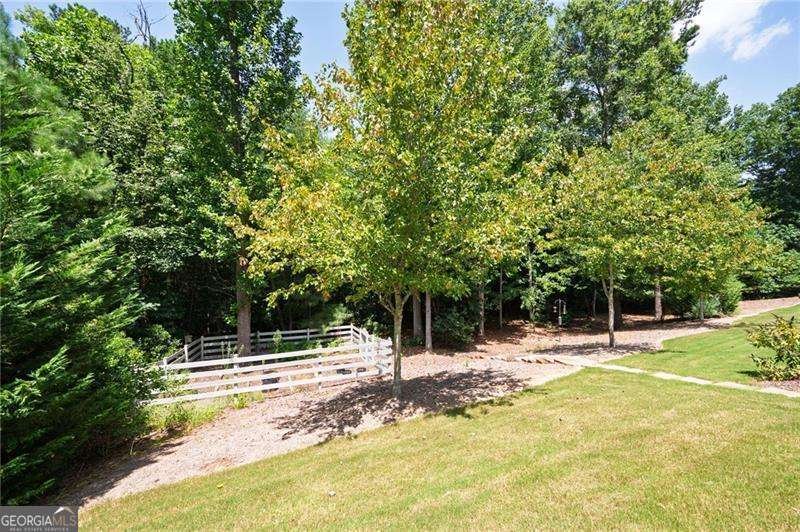 4456 Sterling Pointe Drive Kennesaw - 44