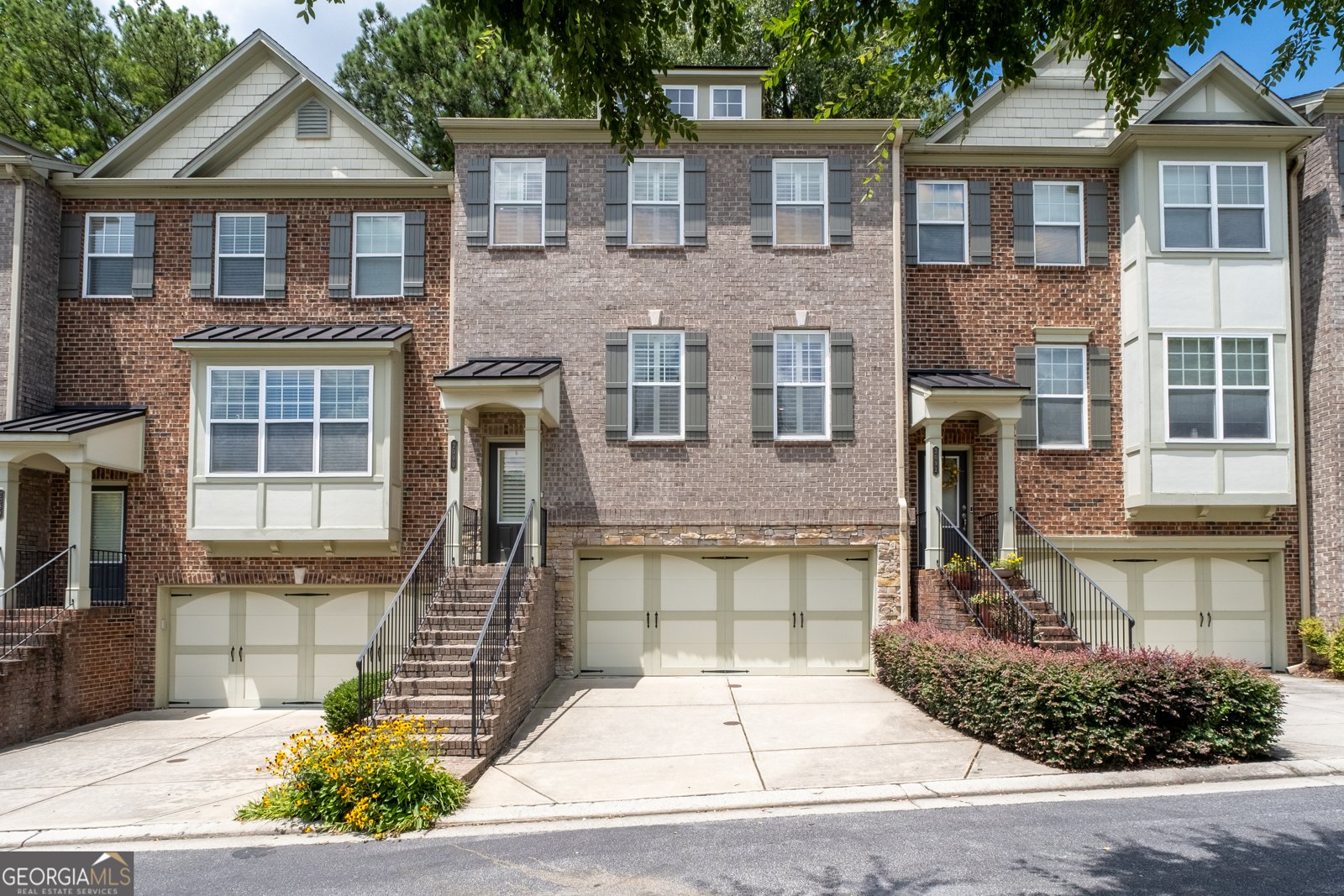 2090 Cobblestone Circle Brookhaven - 1