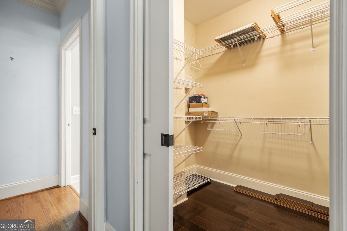 825 Highland Lane Atlanta - 18