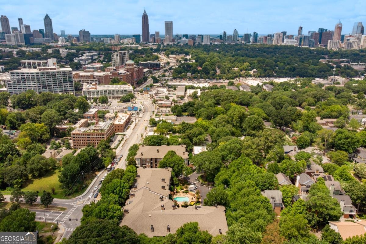 825 Highland Lane Atlanta - 29
