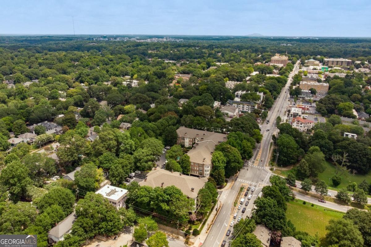 825 Highland Lane Atlanta - 33