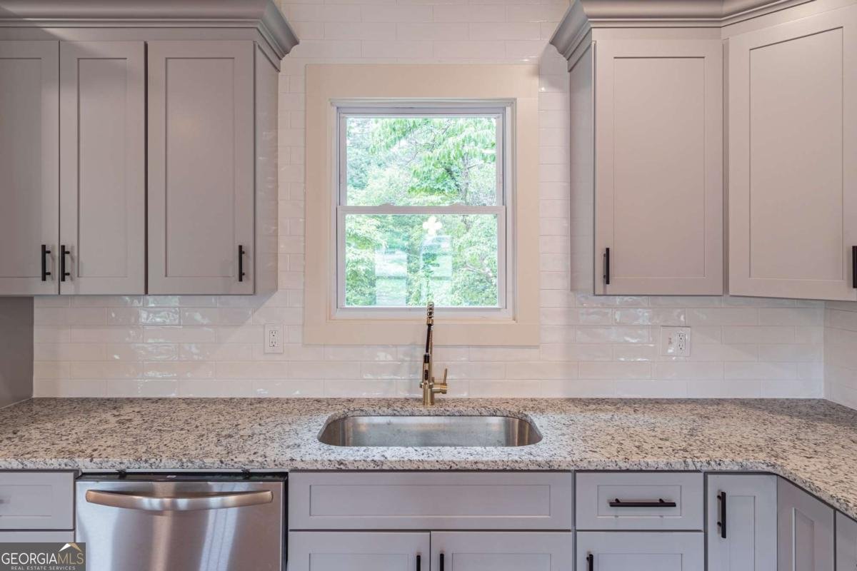 364 Aldene Court Woodstock - 12